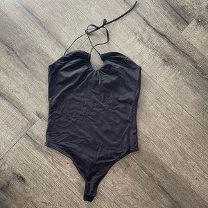 Aritzia Babaton Contour Criss Cross Bodysuit black size M